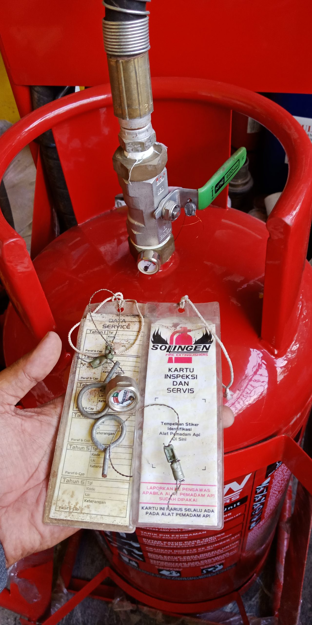 isi-ulang-tabung-apar-terdekat-clean-agent-penginapan-Tarik-Sidoarjo-rekomendasi-damkar